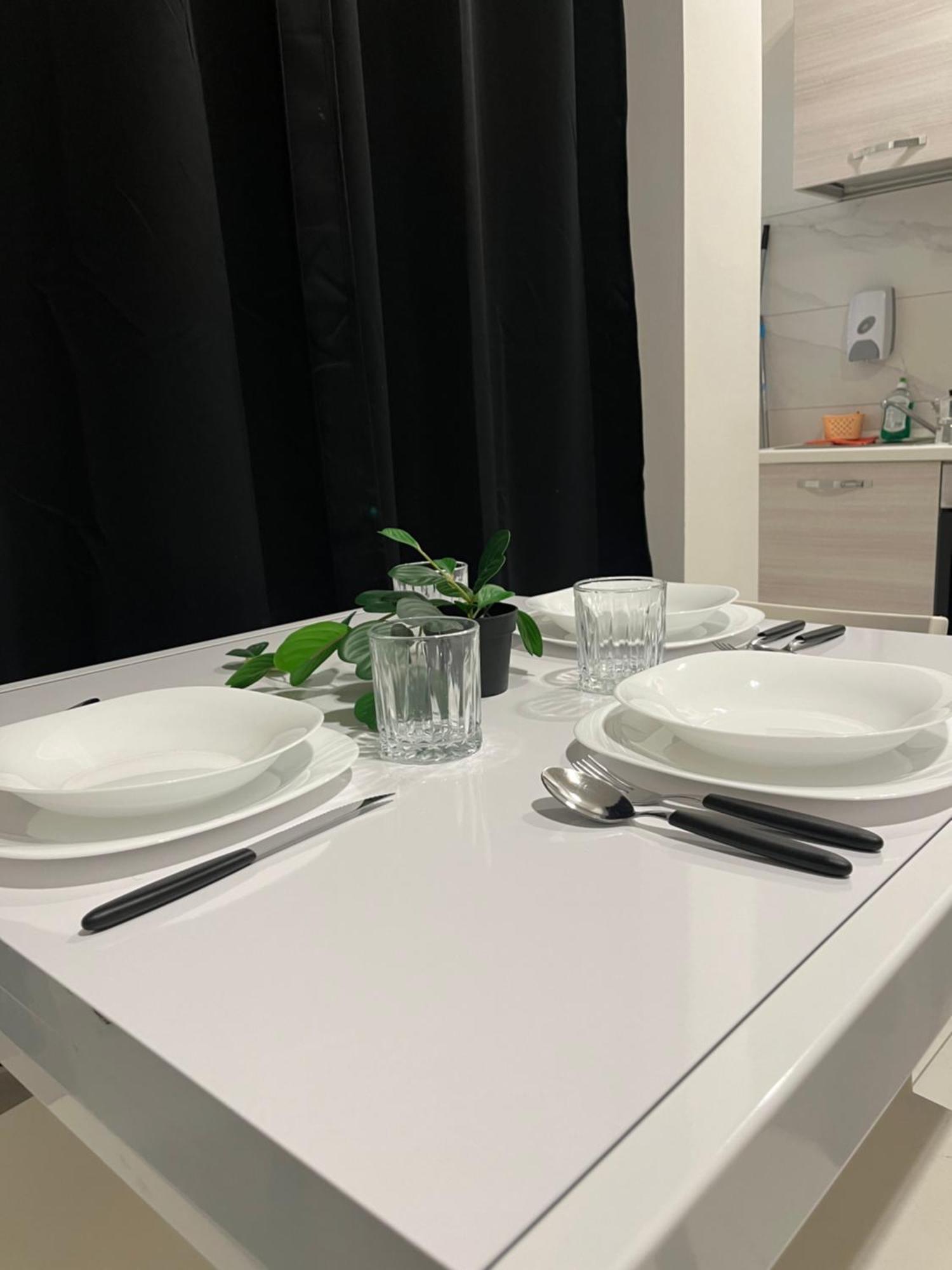 Jcube Apartments Bocconi Milano Eksteriør bilde