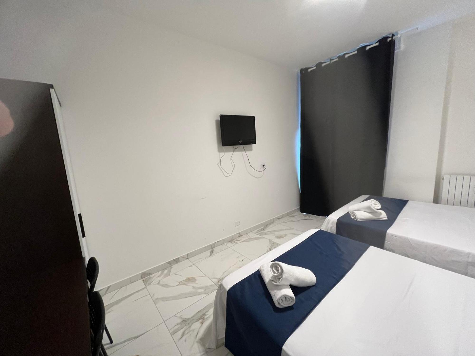 Jcube Apartments Bocconi Milano Eksteriør bilde